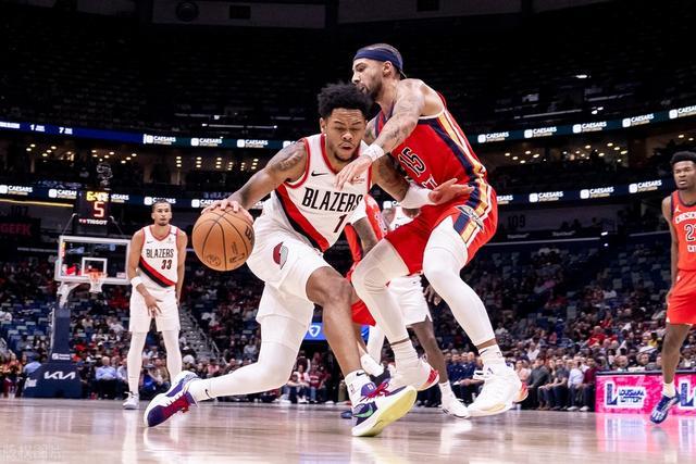 组图：闪电开局锁定小组头名！荷兰3-1突尼斯